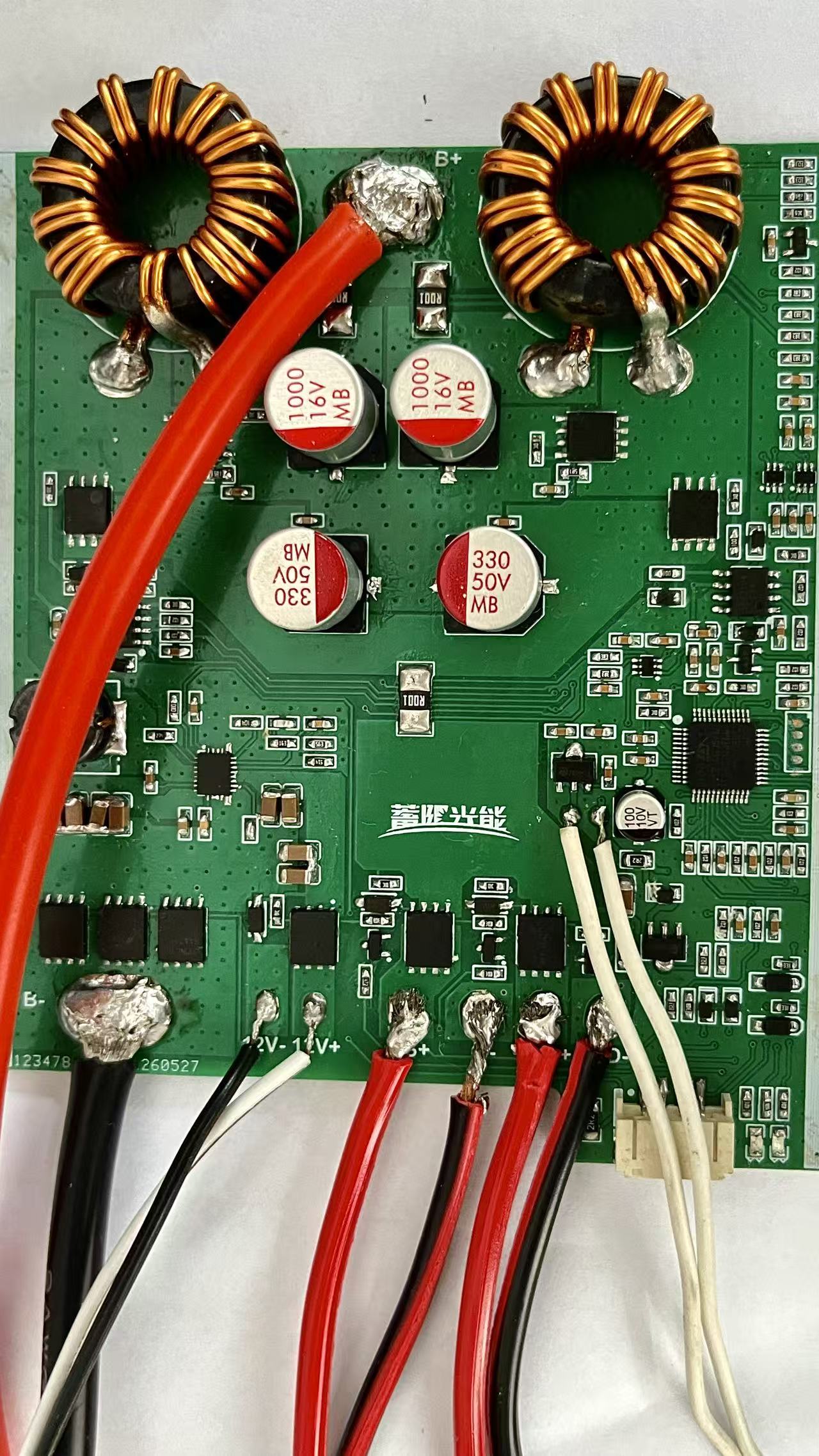 2-Channel MPPT Solar Controller